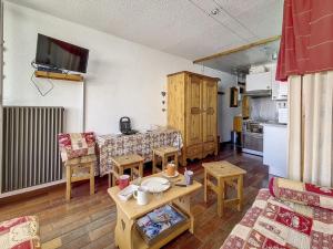 Studio lumineux aux Menuires - Ski aux pieds, balcon sud - FR-1-344-1180