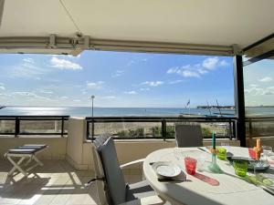 Appartements Appartement T4 calme avec terrasse a La Baule, proche plage Benoit - FR-1-245-192 : photos des chambres