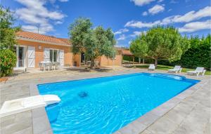 Maisons de vacances Stunning Home In Montsales With Outdoor Swimming Pool, Wifi And 4 Bedrooms : photos des chambres