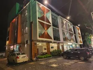 Royalton Residency - Manimala