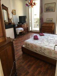 FLC-2 ROOMS, 6p, Lift, Balconies, Quiet, STATION 5 mins