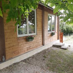 Chalets Holiday Chalet 1 set in beautiful country side : photos des chambres