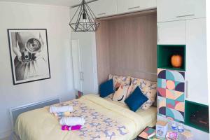 Appartements L'Escale - Annee70 - Cosy - Gare Le Havre - lesvoyagescolores : photos des chambres