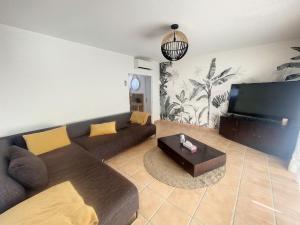 Appartements ღ Les Oliviers • Piscine, Parking et Climatisation : Appartement 2 Chambres