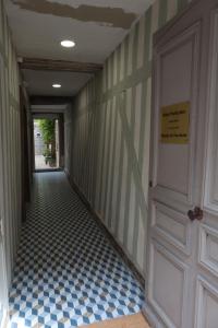 Appartements Atelier des Glycines, appartement de charme en centre ville de Troyes dans le Bouchon de Champagne : photos des chambres