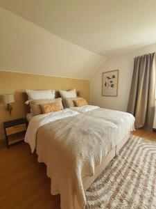 Mosel Wine Region Holiday House with Garden, Terrace, BBQ and Free Parking up to 9 persons