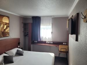 Hotels Kyriad Direct Arles : Chambre Double