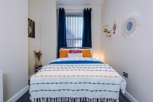 LARGE DUPLEX Apartment in CITY CENTRE! LIME STREET! FOOTBALL! Ideal for Stag and Hen Do Stays!