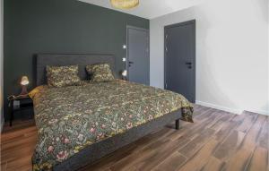 Maisons de vacances Lovely Home In Cleon D'andran : photos des chambres