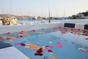 Azura Aqua Foinikas - Víssa