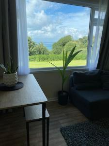 Bay view chalet, 28 Sea Valley