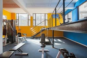 The Piazza 1 Bedroom spacious apartment with Study