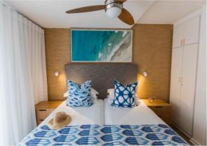 Luxury apartment in Gordons Bay