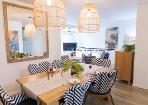 Luxury apartment in Gordons Bay