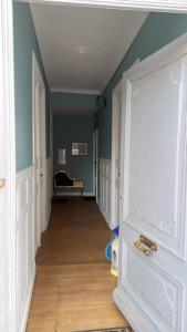 Appartements A 2 pas du marche : photos des chambres