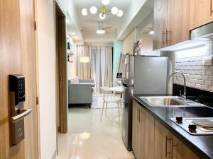 ClaySky Staycation Cozy Modern 1BR unit near MOA with Netflix & HBO Max