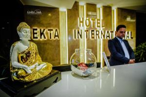 Hotel Ekta International !! 300 Mts From BABA BAIDYANATH DHAM TEMPLE !!