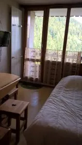 Studio 4 pers 18m2 au pied des pistes de ski à Valfréjus - Modane