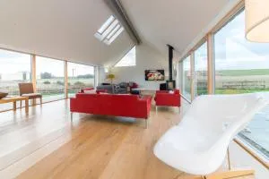 The Den, Architect Designed Barn, Beautiful Location - Peterculter