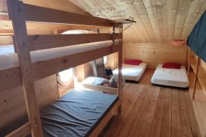 Maisons de vacances Gite de groupe ecologique pour 20 personnes : photos des chambres