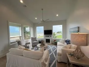 Beauty on the Beach Gulf Luxury w/ Gorgeous Views - 长滩