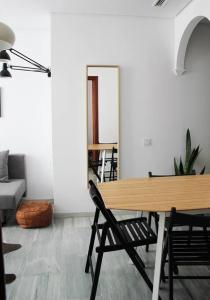 Enjoy the historic center of Chiclana By C. Dreams