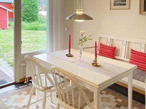 6 person holiday home in DIÖ-By Traum