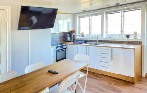 2 Bedroom Amazing Apartment In Visby