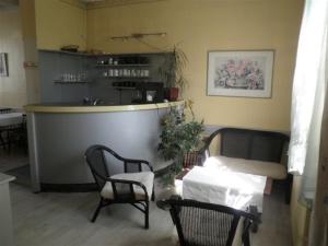 Central Hotel photo 15