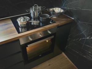 COMFY DEN by Cozy Stories