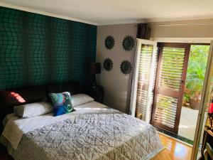 Luxury pool central Makarska apartment by Maryn