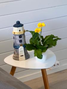 Kapteni tuba - Captains room - Central Square in Kärdla