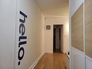 Spacious and comfortable apartment - Perfect for families & friends - near public transportation