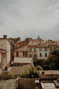 Appartements Superbe appartement renove - Salon de Provence : photos des chambres