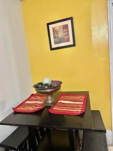 Full bed studio near Temple and Center city Philadelphia