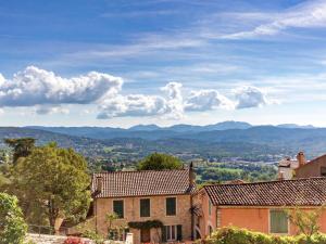 Appartements Lavish Apartment in Montauroux with Swimming Pool : photos des chambres