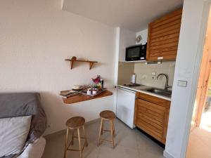 Studio mezzanine 4 pers, proche plage, St Raphaël - FR-1-226A-163