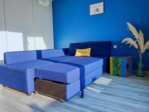 Appartement avec Terrasse et Parking Privatif, Proche Commerces - FR-1-675-28