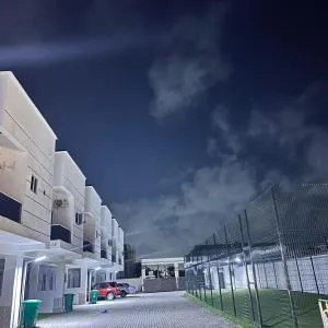 Luxury Shortlet Apartment Ajah, Lekki Lagos - Sangotedo