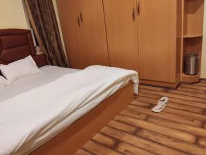Lit Homestay 5 Mins from Airport