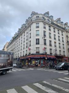 chambre privée dans superbe appartement parisien !