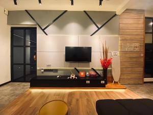 SIX Boutique Residence @ Ipoh Garden Landed House 8pax