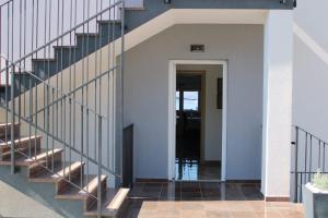 Apartment INES 2 with terrace, sea view, Jacuzzi, outdoor pool