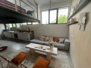 Maisons de vacances Loft familial avec grand jardin verdoyant : photos des chambres