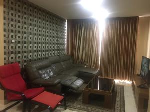 Luxury 2 BR Suite at The Grove-Masterpiece, Epicentrum