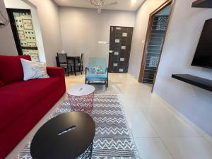 Pali Carters Building 102, 20th Road, Khar West by Connekt Homes