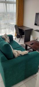 Cosy Studio with Workspace