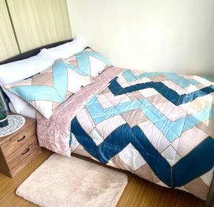 Cozy Place in Taguig with Free Wifi - near BGC and Airport