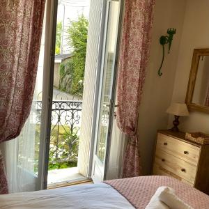 Appartements Fantastic Ground Floor Apartment Opposite Thermes : photos des chambres