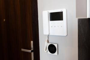 HANZA TOWER swimming pool & spa high floor with balcony!